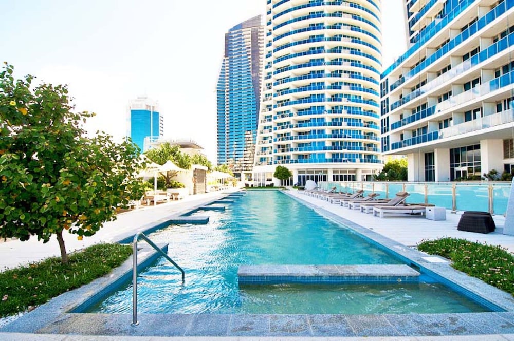 H Residences - Apartment Stay Private