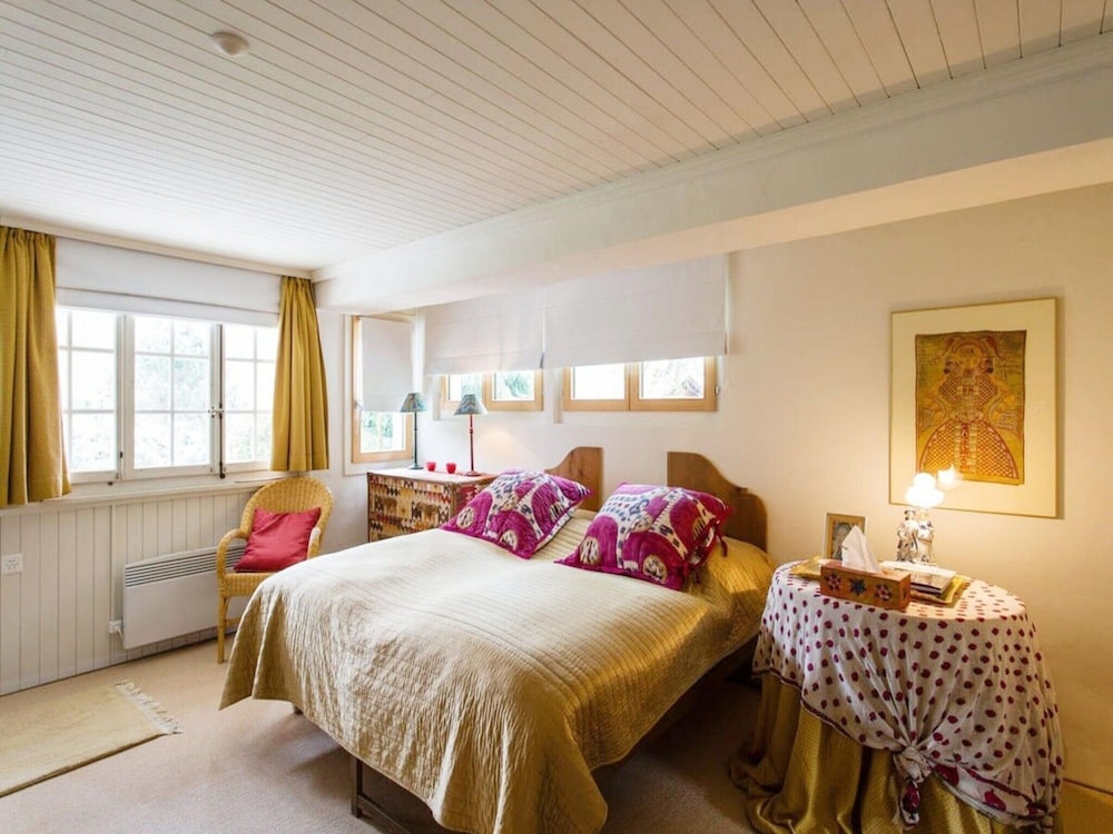 Cosy Chalet With top View