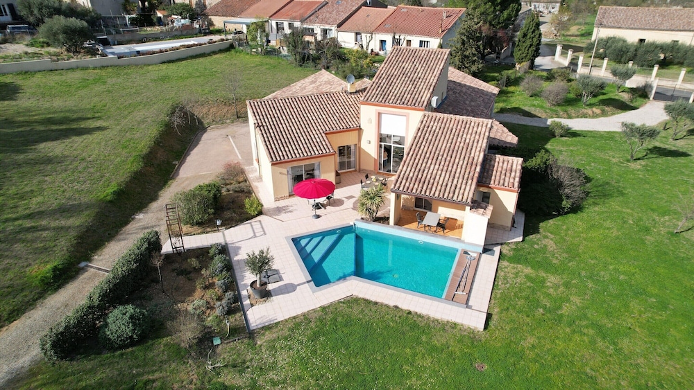 Villa in France With Private Pool & Garden