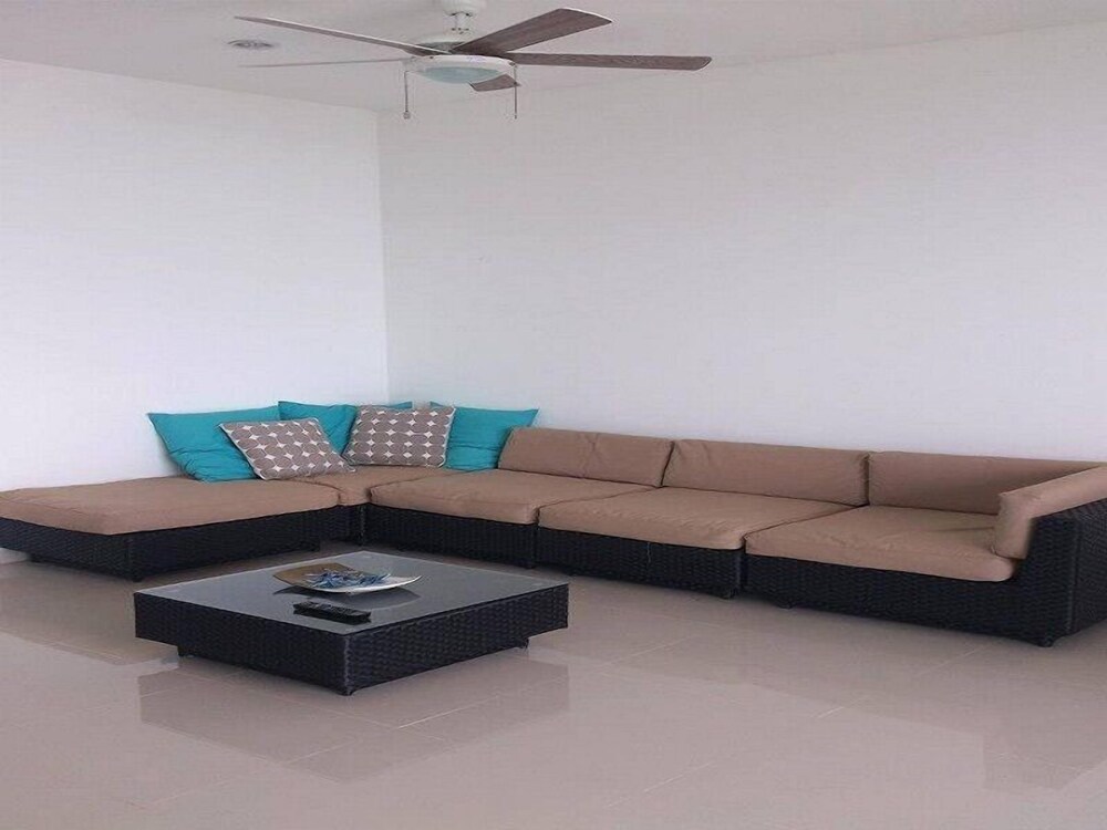 Apartamentos Puerto Valero 008