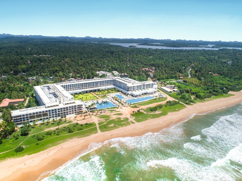 Hotel Riu Sri Lanka - All Inclusive - Image 1