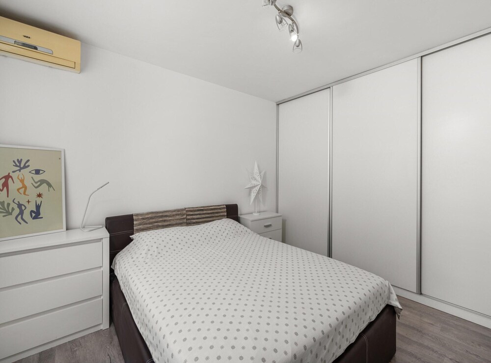 Premium Apartment With Patio