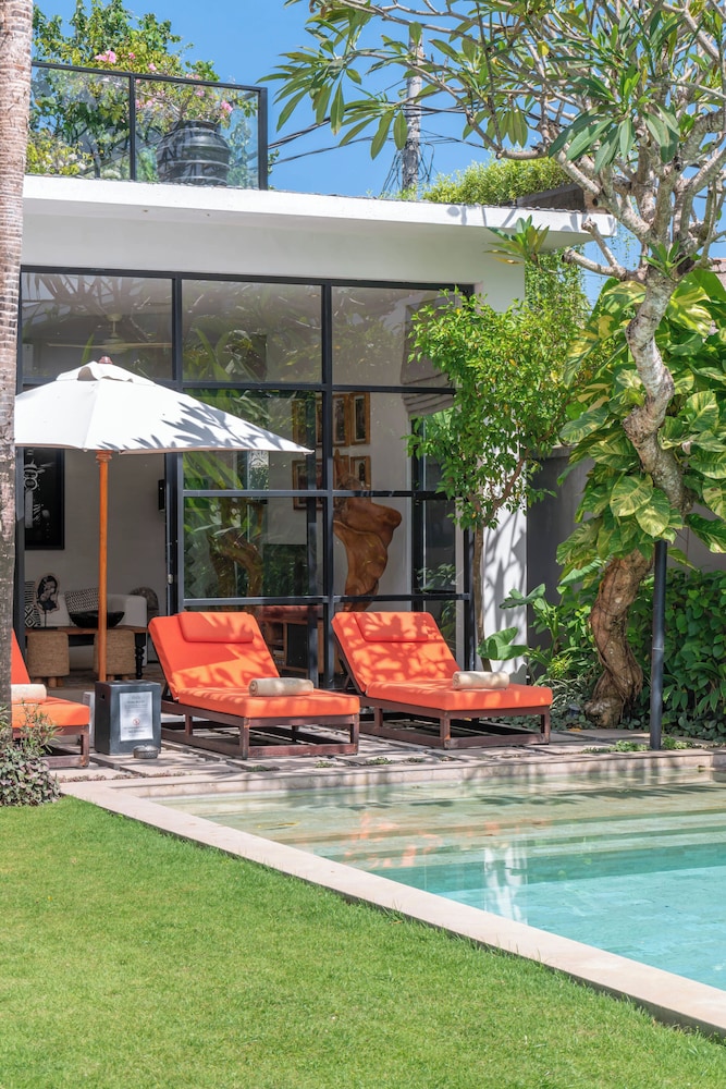 Canggu Beachside Villas - Villa Boa view 2