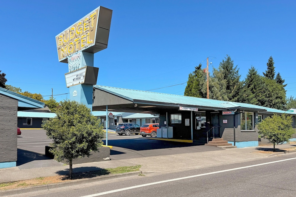 Budget Motel