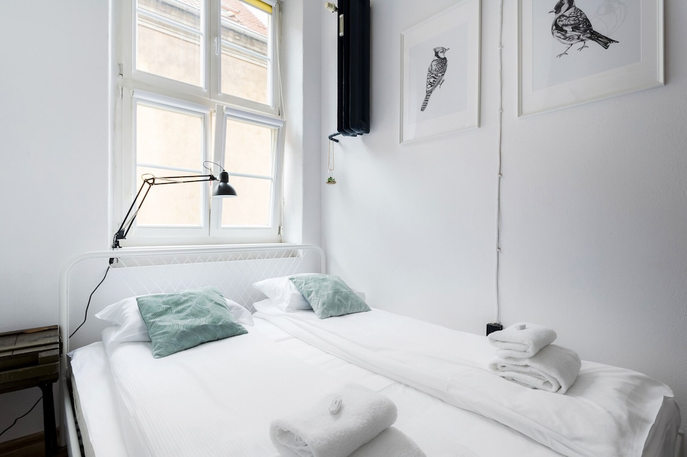 Old Town Apartment Slusarska view 5