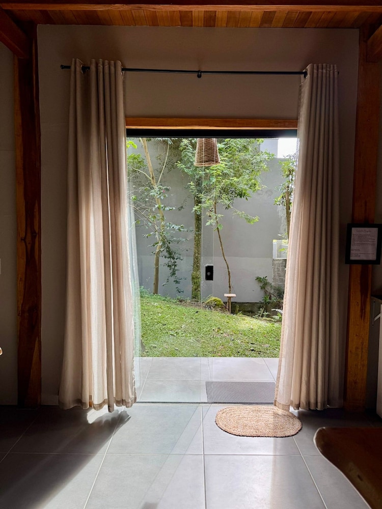 Lumira House - Bombinhas - SC