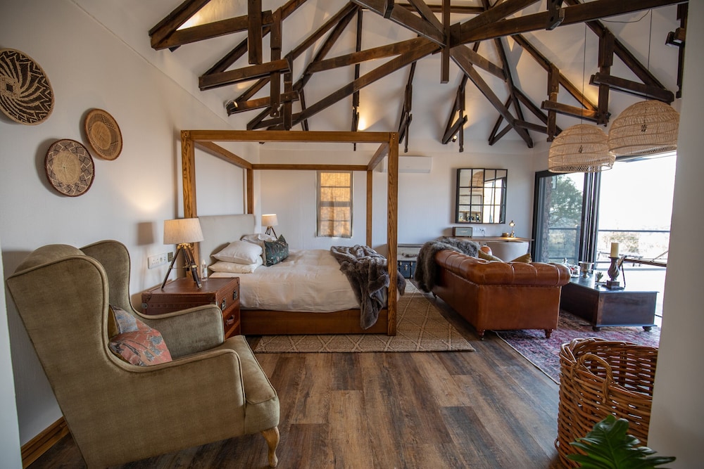 Otjiwa Safari Lodge