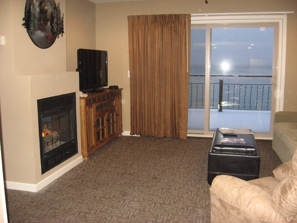 Lake Tahoe Vacations - Beachcomber Inn - Property Image 80