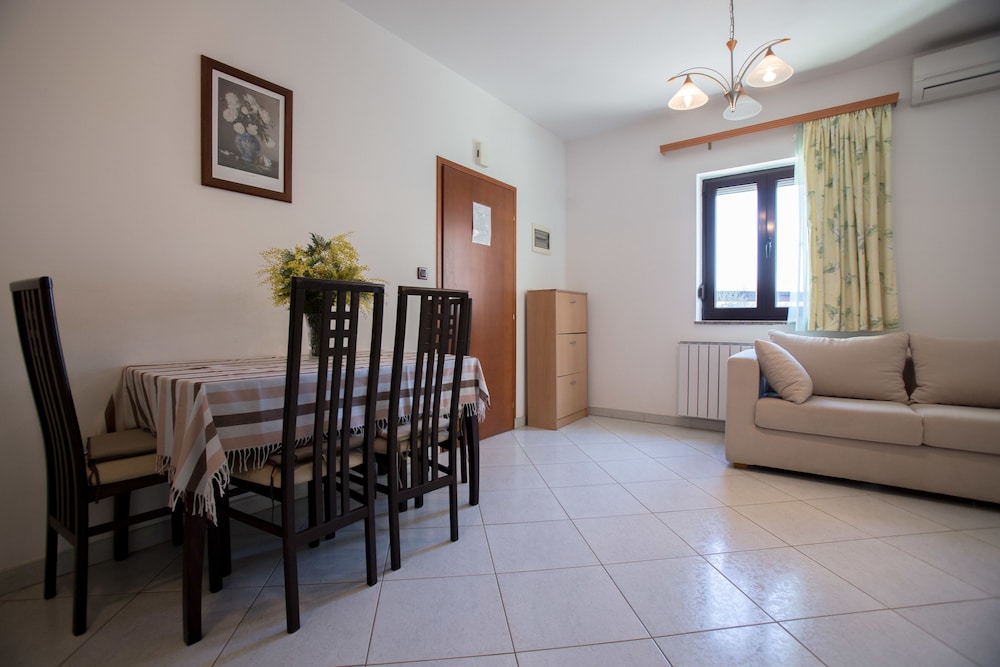 Villa Mara