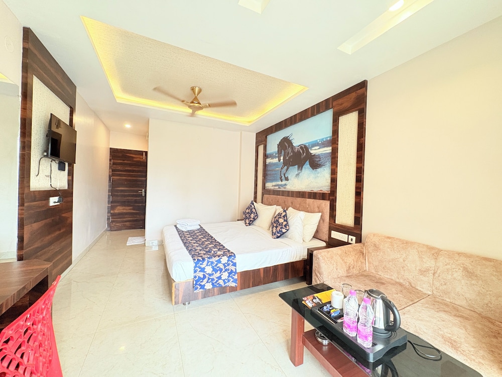 Hotel Rohit Rohini Puri