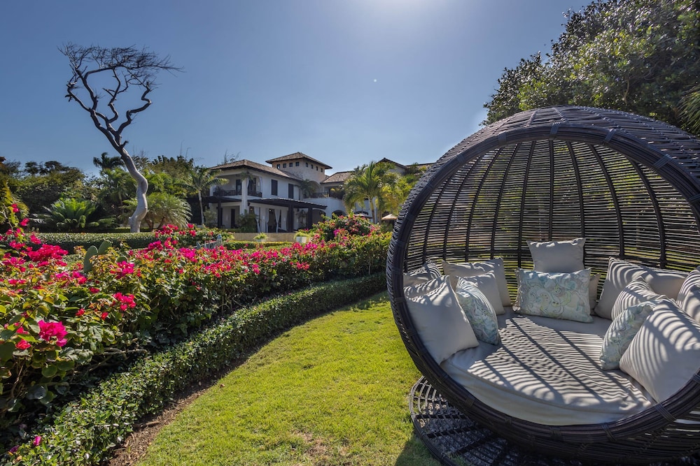 Villa Tres Amarras The Pinnacle of Exclusivity