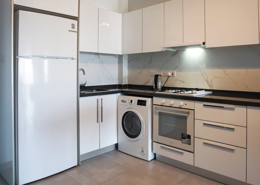 Caesar Blue Seaside Luxury Apartments