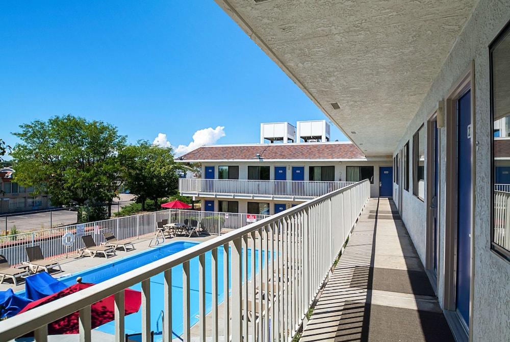 Motel 6 Pueblo, CO - I-25
