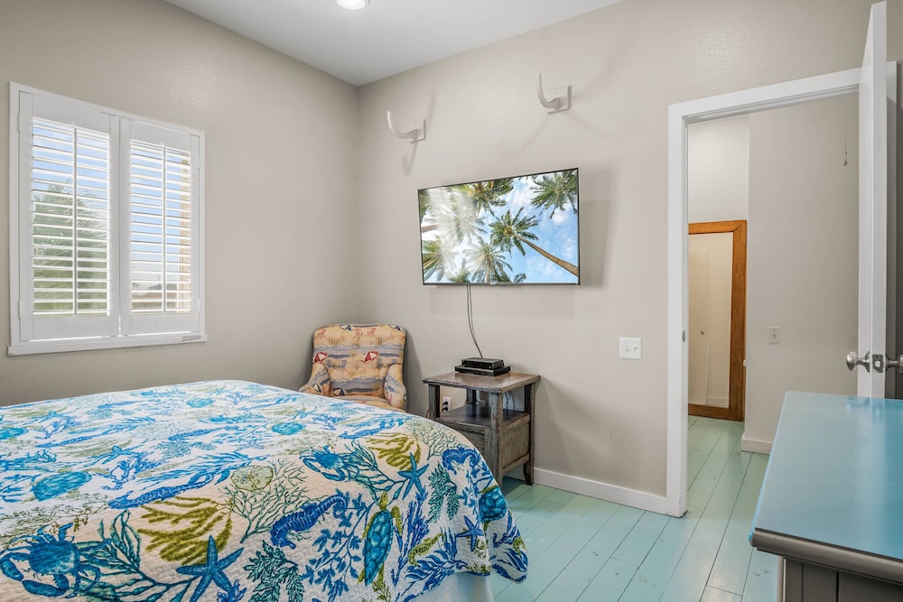 The Hideaway by Silver Sands Vacation Rentals view 2