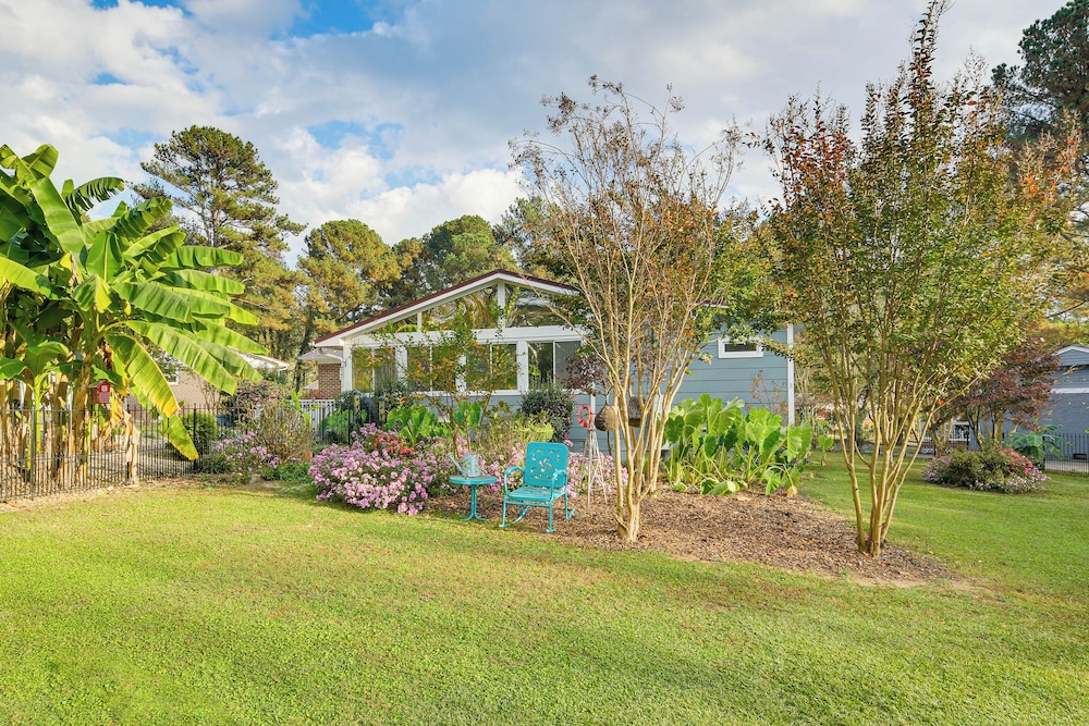 4 Mi to Falls Lake: Dog-friendly Wake Forest Home