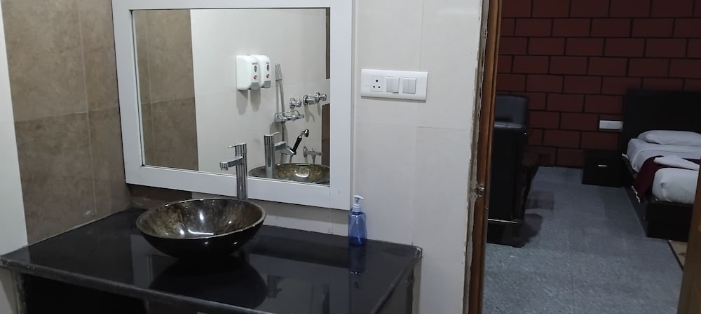 Pavanputra Resort Hassan