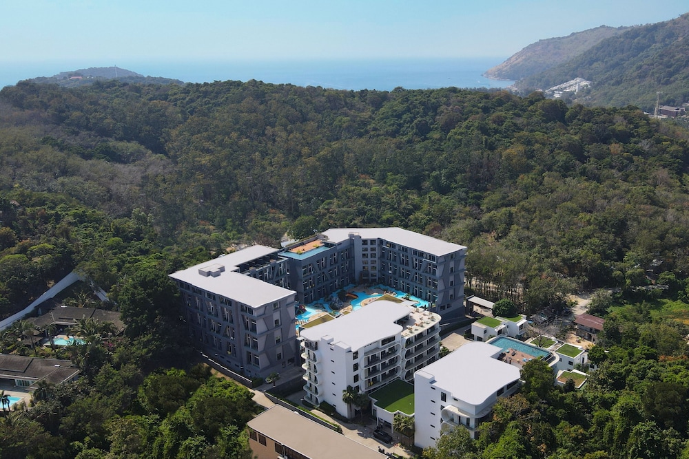 NaiHarn Duplex with Pool Access UTL A102