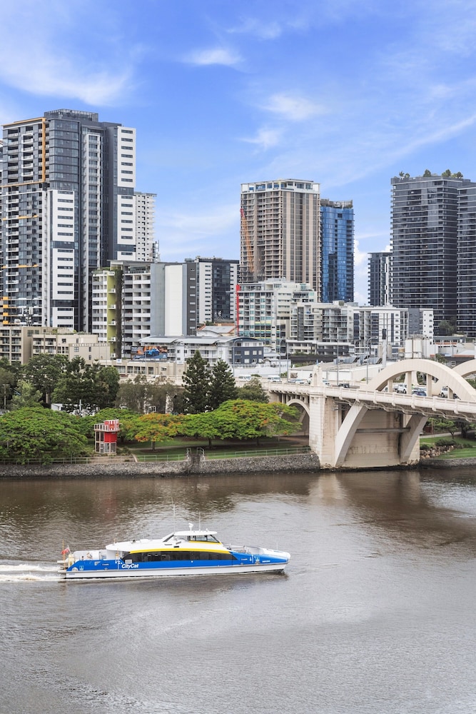 Stylish Studio in the Heart of Brisbane City