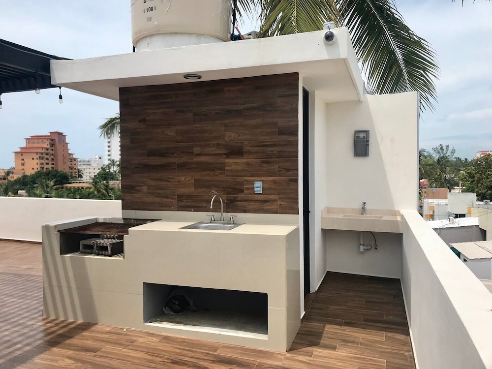 Amazonas Apartment Near the Beach, Shops and Restaurants