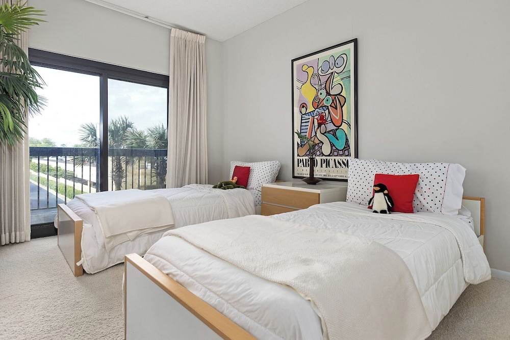 Romar House by Southern Vacation Rentals