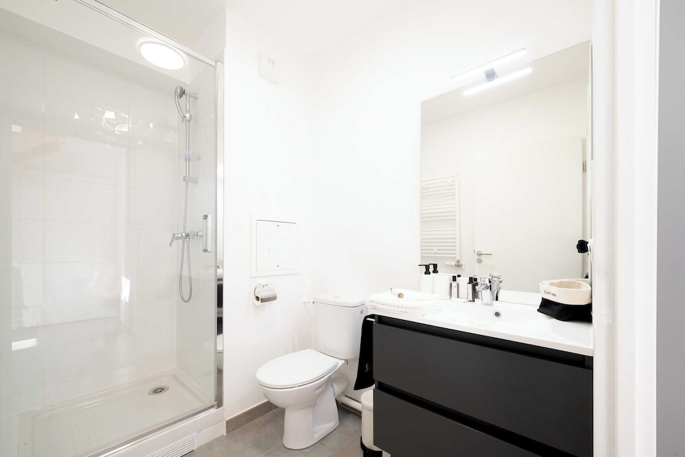 Modern Apartment -1br- 4P- Montreuil