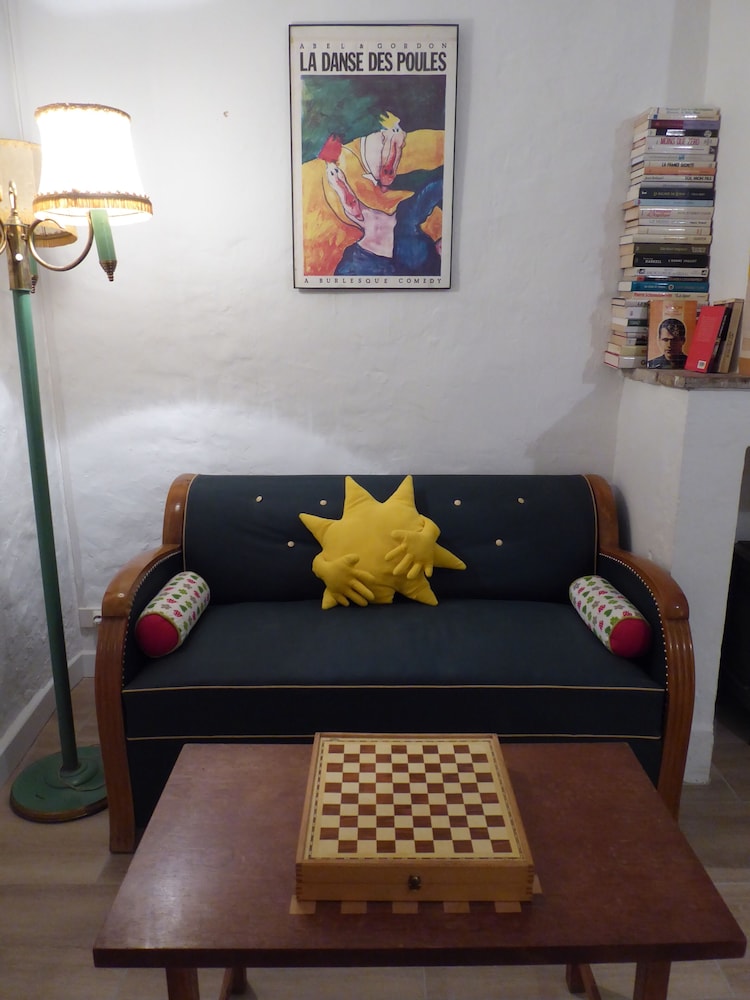 lounge