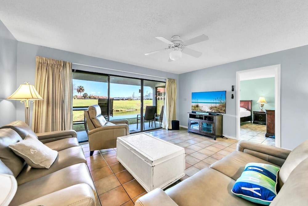 Edgewater Golf Villa 3101