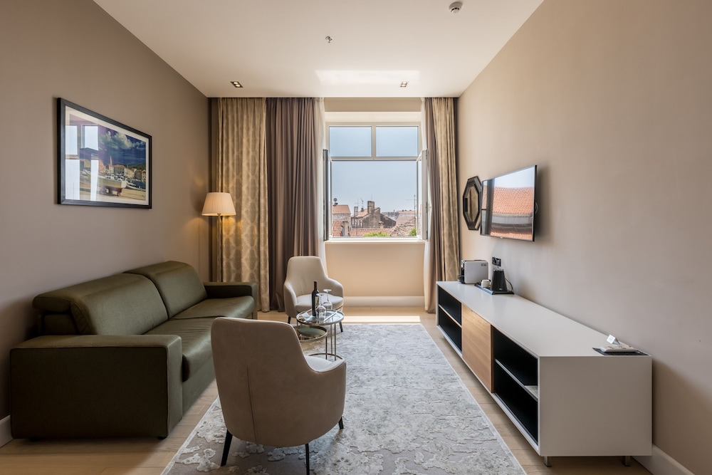 Cornaro Hotel 32
