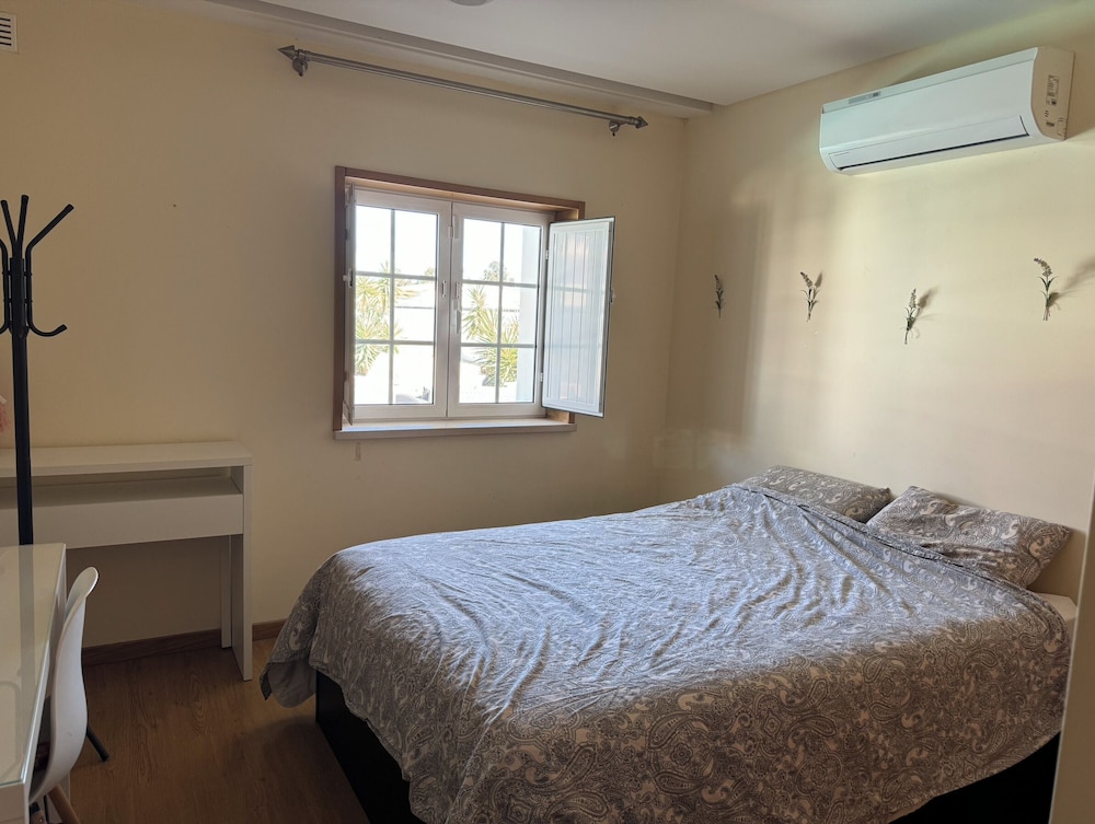 Spacious Quiet Charming Villa With Private Pool and Close to Lisbon