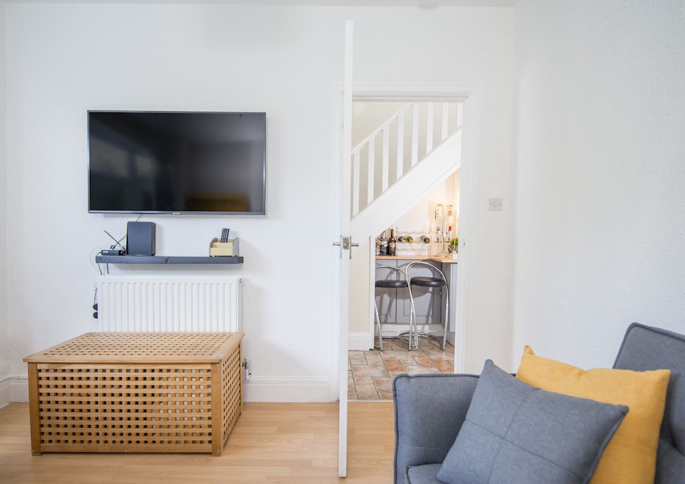 2Bd House With Stunning Views Of The Sea And Gower