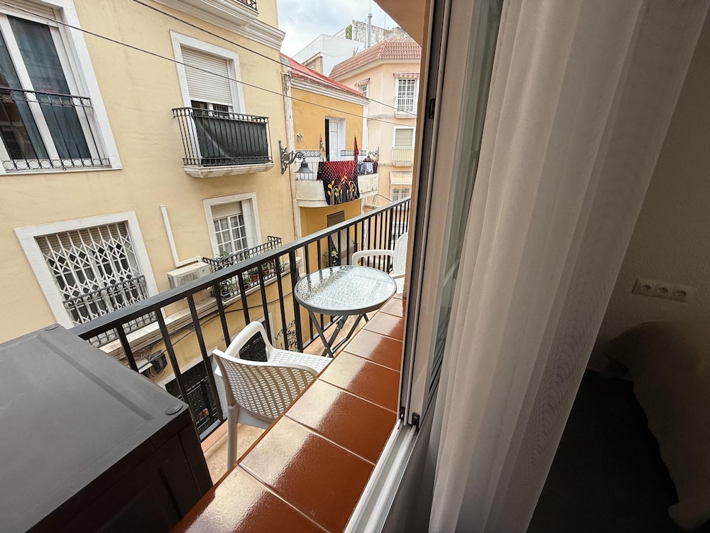 Apartamento 3 Dormitorios Centro DE LA Ciudad