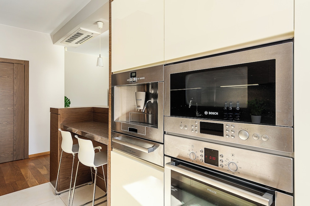 Lumina stylish apartment with parking