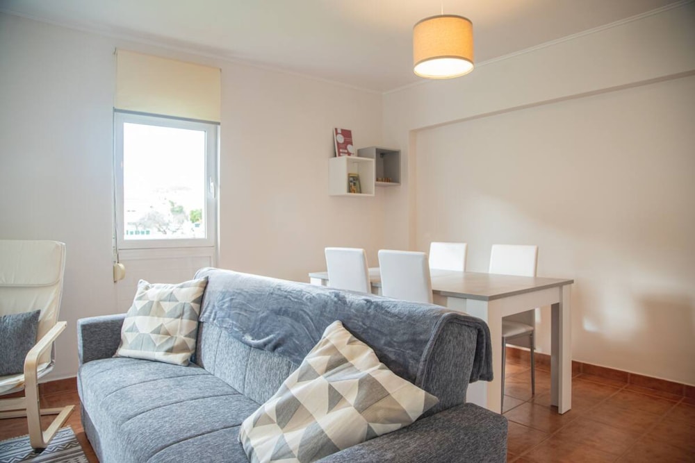 Peaceful and Serene 3 Bedroom Apartment in Lisbon