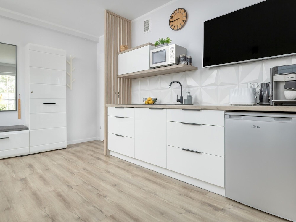 Comfortable Apartment, Pool, Close to the Beach view 5