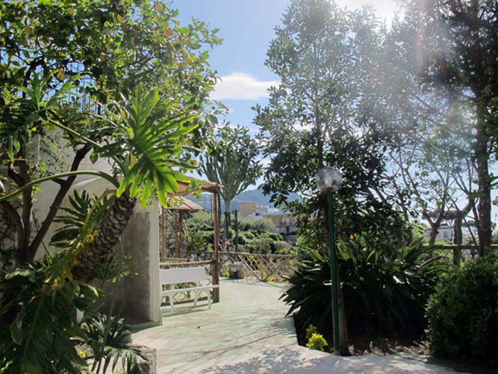 Hotel Residence Villa Marinù