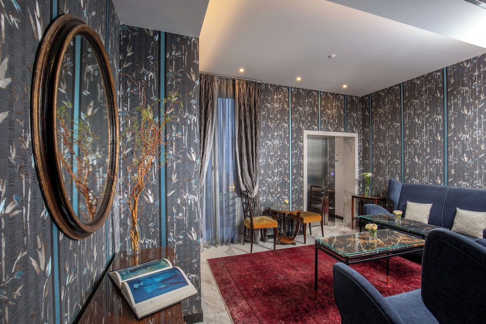 The Inn at the Spanish Steps Luxury Collection - Mario de' Fiori Home