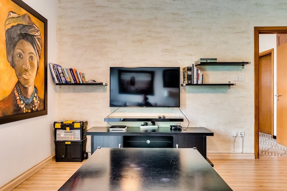 1 Bedroom Apartment Greens