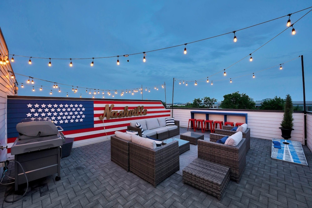 Ultimate Rooftop Double Games BBQ Skyline Views