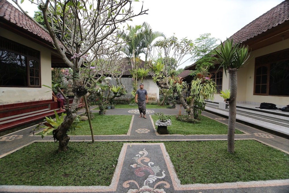 Alam Sari Homestays