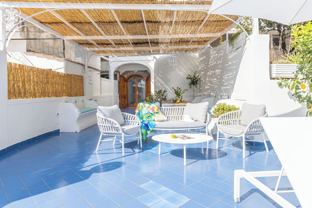 YourHome - Villa Magnifica
