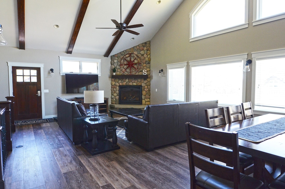 Grand View Lodge