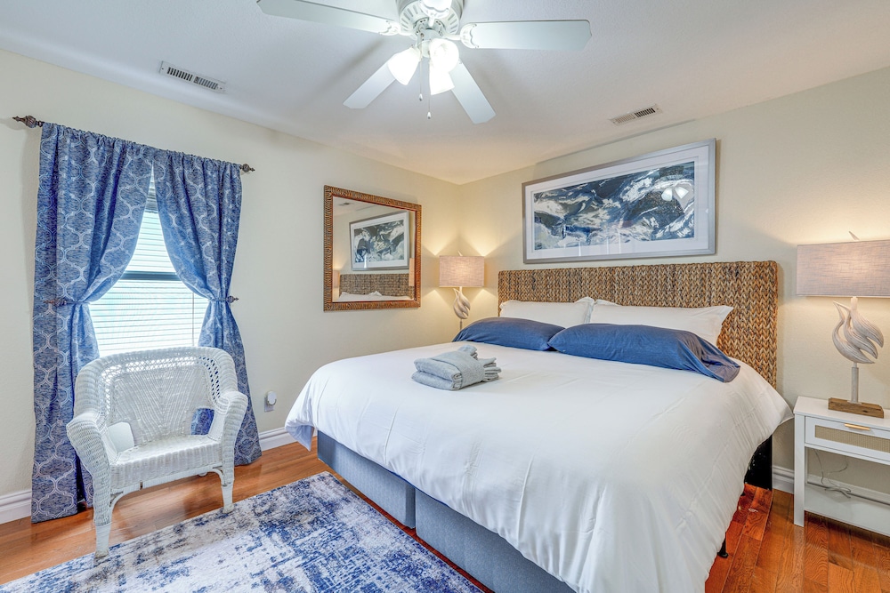 Walk to Beach & Boat Ramp: Home w/ Outdoor Area