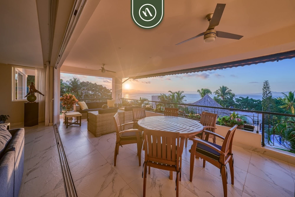 Oceanview 3 BR Condo - Amazing View From Terrace
