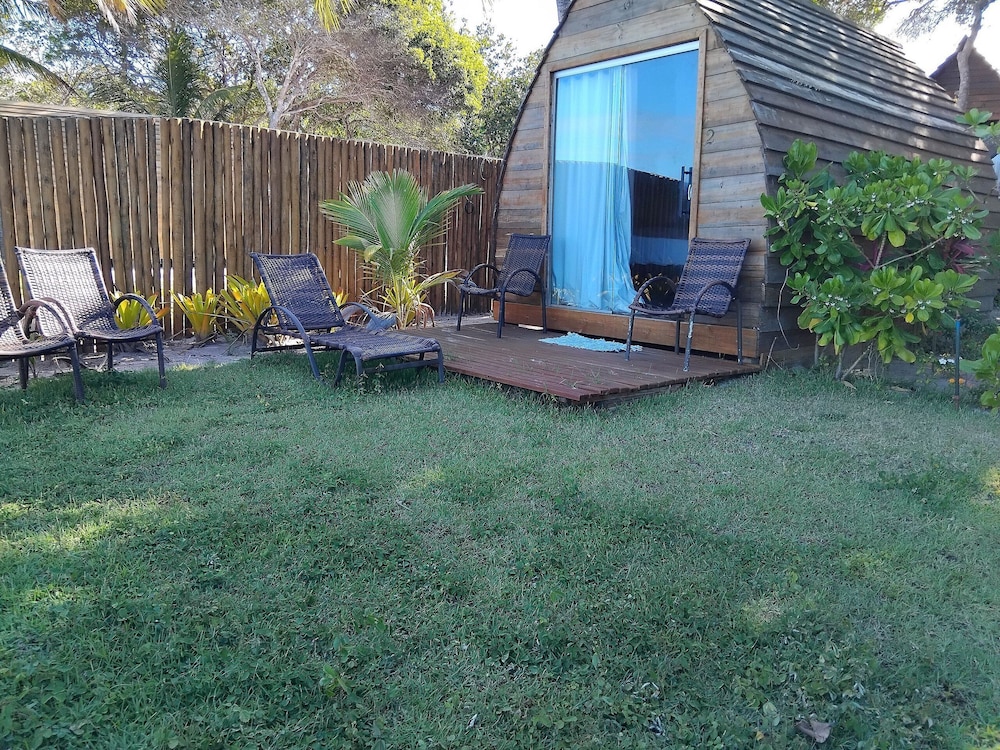 Beachfront Cabins in Bahia – OTX