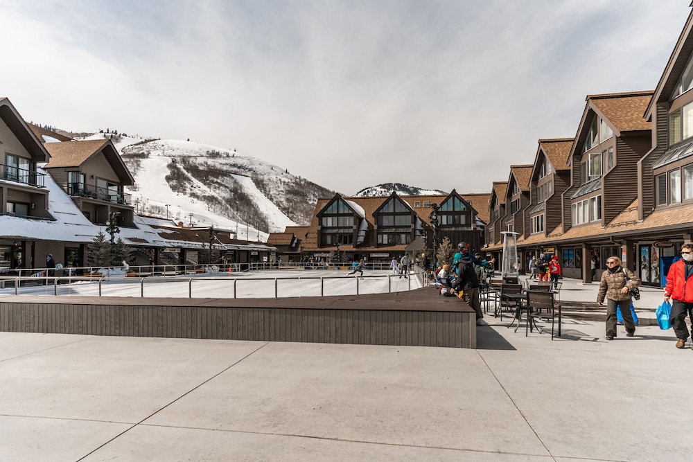 The Loft at Mountain Village by All Seasons Resort Lodging