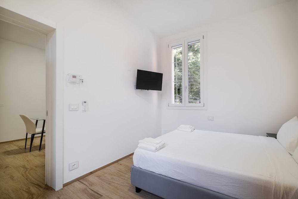 Casa Due Agosto Sleek and Central