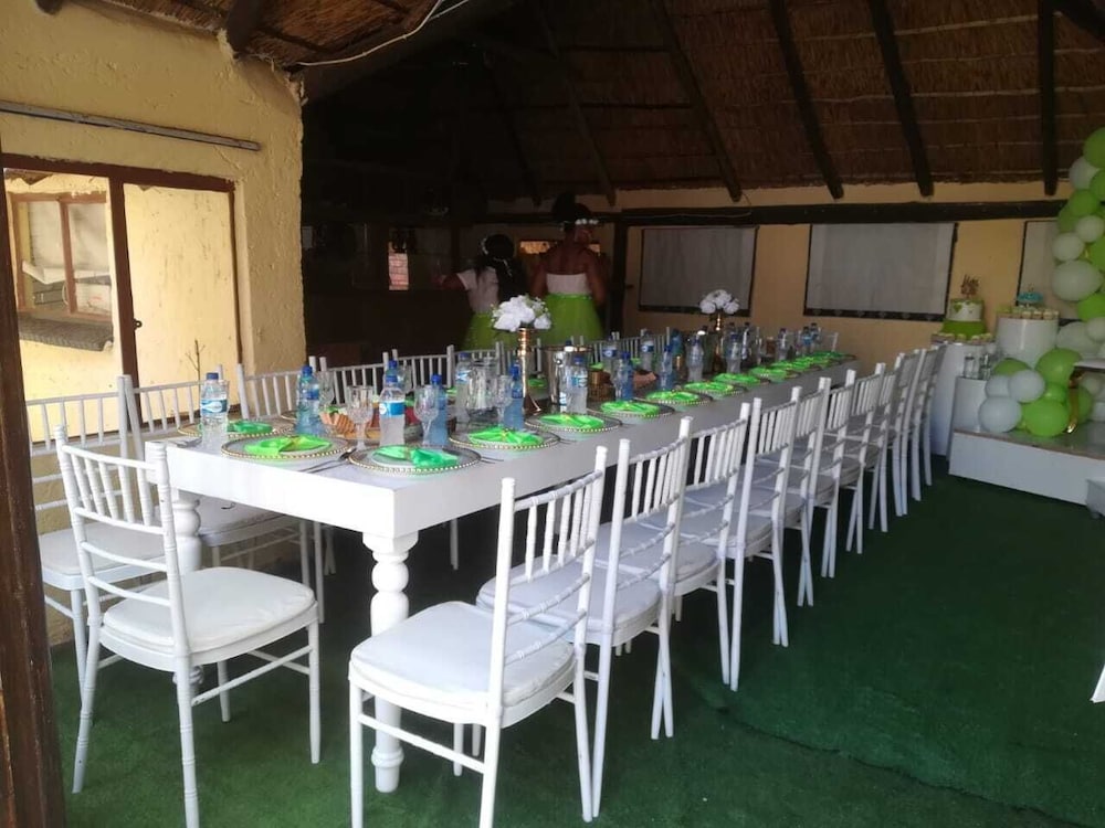 Lolos Bed & Breakfast