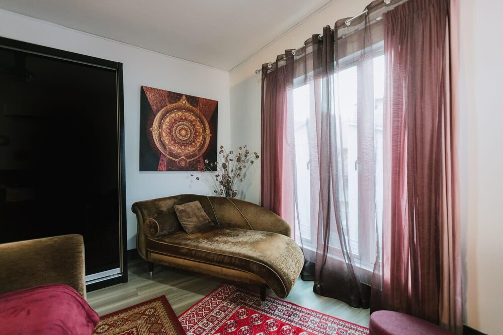 Lux 6BR Home Private Rooftop Garden Kemensah KL