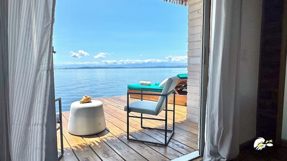 Coral Bay Bungalows