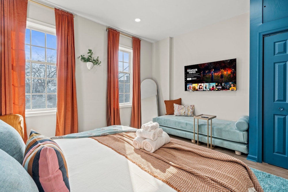 Historic Old City 1 Bedroom, 1 Bath
